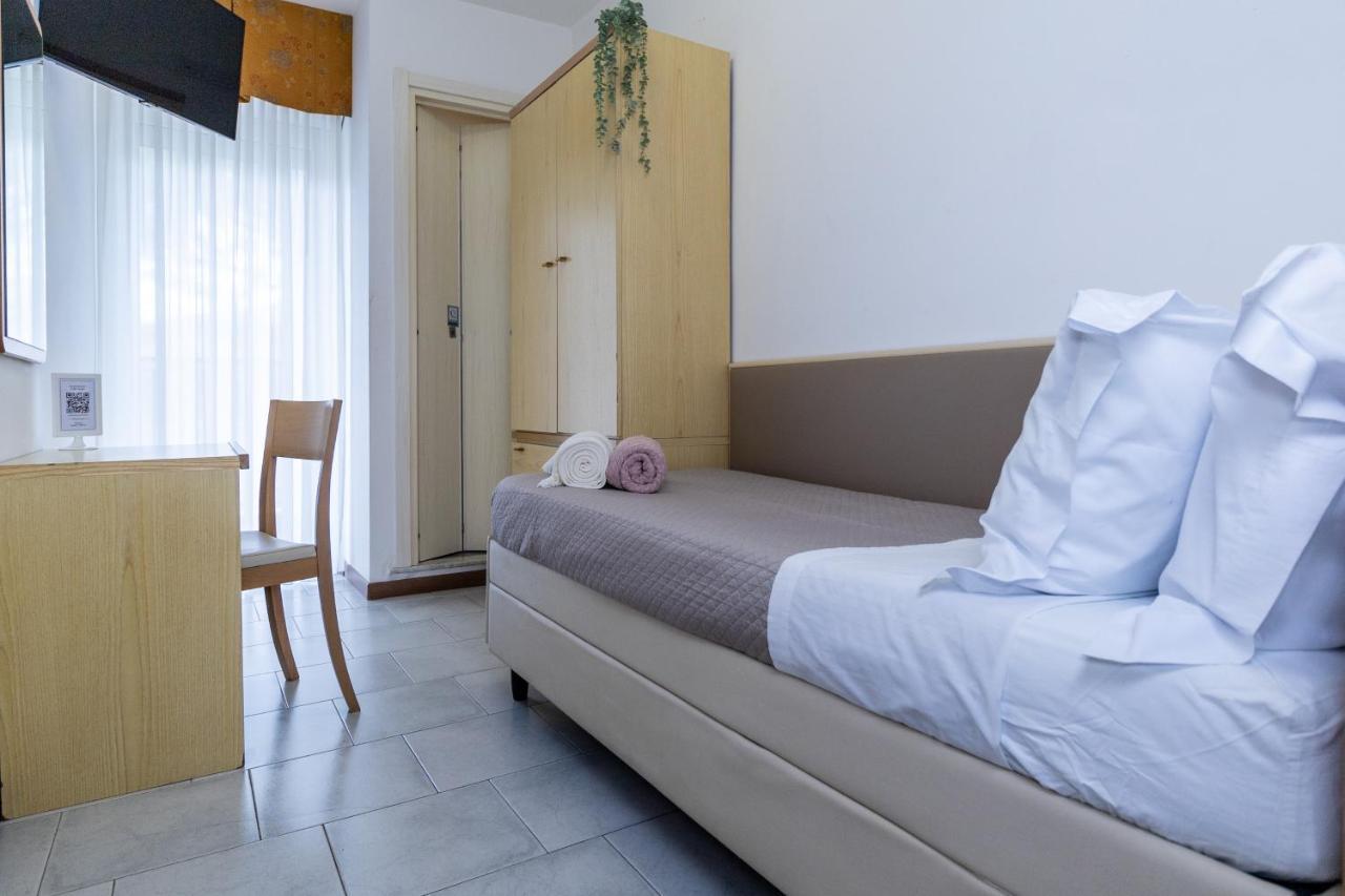 Hotel Alfonsina 리치오네 외부 사진