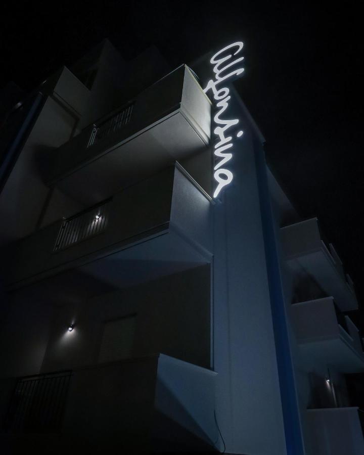 Hotel Alfonsina 리치오네 외부 사진